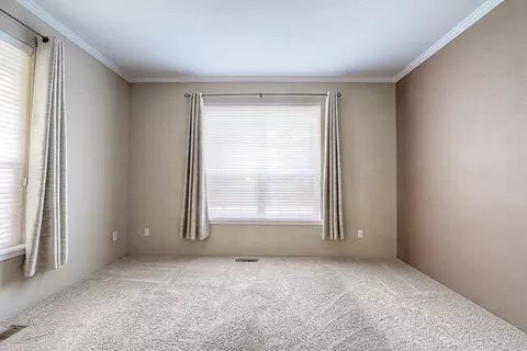 958 Covington Ct, Central Point, OR 97502 photo 4