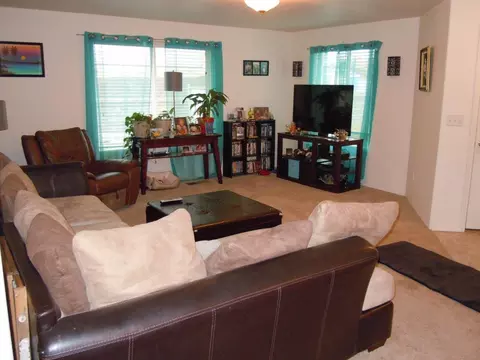 845 Crystal Dr, Eagle Point, OR 97524 photo 4