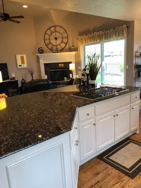 247 Pine Lake Dr, Eagle Point, OR 97524 photo 14
