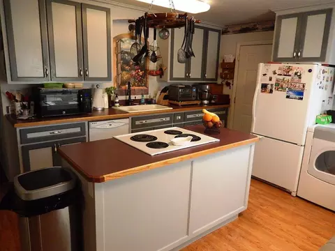 6883 Pinehurst St, Central Point, OR 97502 photo 8