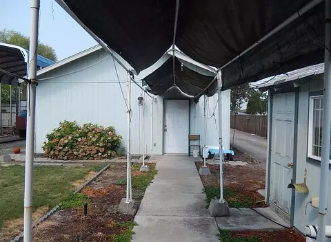 6883 Pinehurst St, Central Point, OR 97502 photo 14