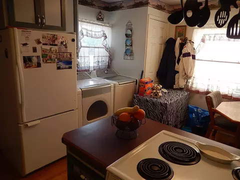 6883 Pinehurst St, Central Point, OR 97502 photo 7