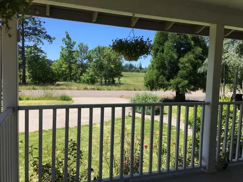 835 Redwood Ave, Butte Falls, OR 97522 photo 4