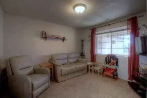 487 Westminster Dr, Eagle Point, OR 97524 photo 17