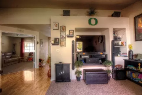 487 Westminster Dr, Eagle Point, OR 97524 photo 7