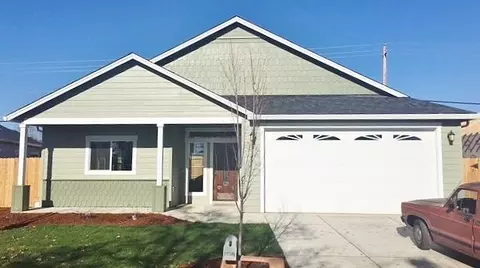 132 Greenview Dr, Eagle Point, OR 97524 photo 1