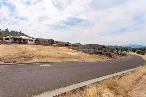 350 Avalon Ter, Eagle Point, OR 97524 photo 21