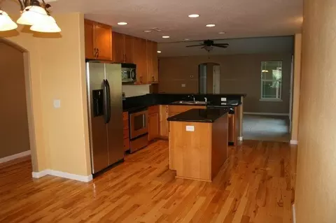 936 Win Way, Eagle Point, OR 97524 photo 3