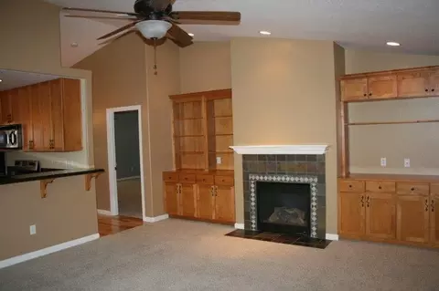 936 Win Way, Eagle Point, OR 97524 photo 7