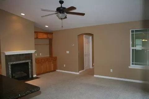 936 Win Way, Eagle Point, OR 97524 photo 6