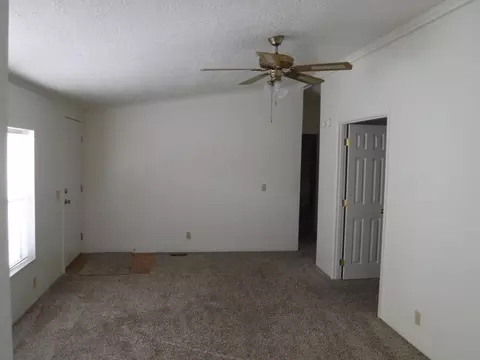 357 Meadow Ln, Eagle Point, OR 97524 photo 9