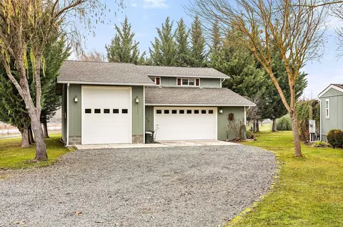 4930 Leonard Rd, Grants Pass, OR 97527 photo 2