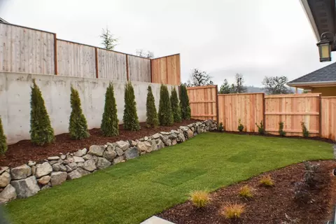212 Cambridge Ter, Eagle Point, OR 97524 photo 20