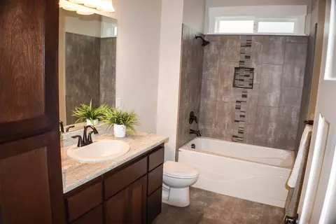 212 Cambridge Ter, Eagle Point, OR 97524 photo 11