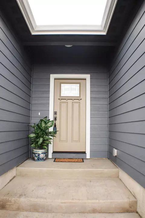 212 Cambridge Ter, Eagle Point, OR 97524 photo 3