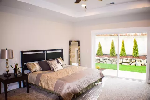 212 Cambridge Ter, Eagle Point, OR 97524 photo 13