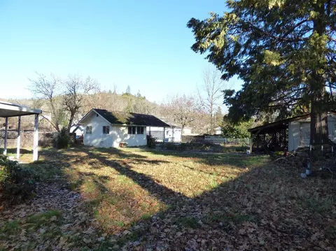 314 Broadway St, Rogue River, OR 97537 photo 3