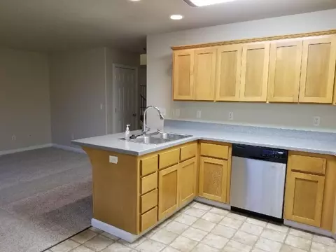 245 Northview Dr, Eagle Point, OR 97524 photo 4