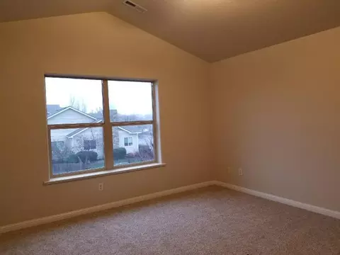 245 Northview Dr, Eagle Point, OR 97524 photo 10