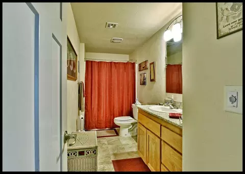 924 Win Way, Eagle Point, OR 97524 photo 12