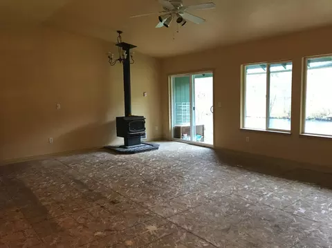 22174 Highway 62, Shady Cove, OR 97539 photo 6