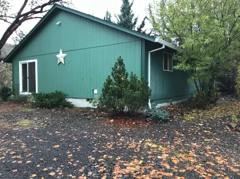 22174 Highway 62, Shady Cove, OR 97539 photo 13