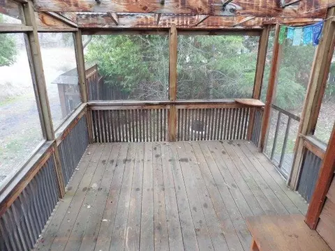 702 Alpine Rd, Eagle Point, OR 97524 photo 2