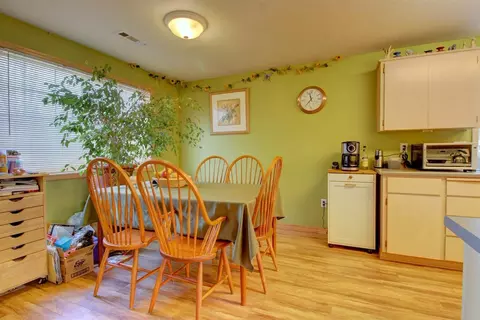 104 Samuel Ln, Phoenix, OR 97535 photo 8