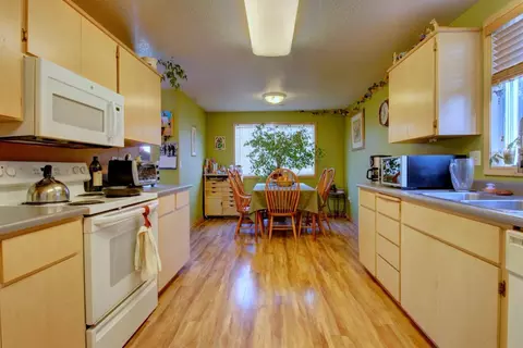 104 Samuel Ln, Phoenix, OR 97535 photo 6