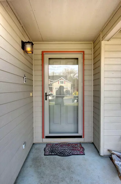 104 Samuel Ln, Phoenix, OR 97535 photo 3