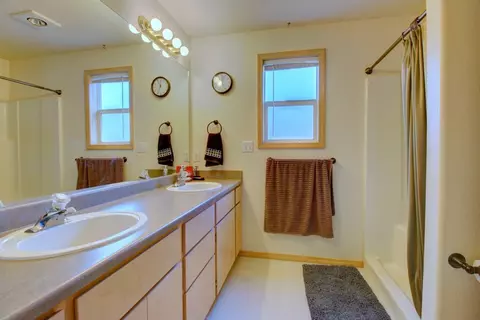 104 Samuel Ln, Phoenix, OR 97535 photo 21