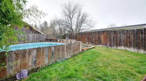 137 Edith Cir, Eagle Point, OR 97524 photo 23