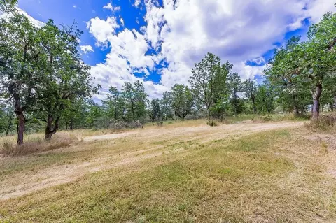 12622 Perry Rd, Central Point, OR 97502 photo 23