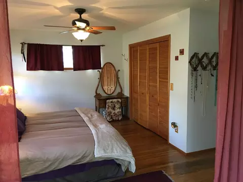208 Fifth St, Phoenix, OR 97535 photo 10