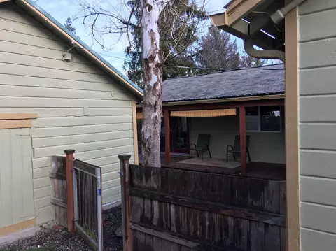 208 Fifth St, Phoenix, OR 97535 photo 23