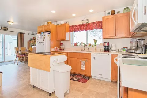 5113 Upton Rd, Central Point, OR 97502 photo 8