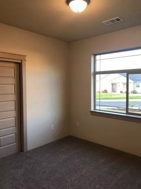 10 Milagros Ct, Eagle Point, OR 97524 photo 14