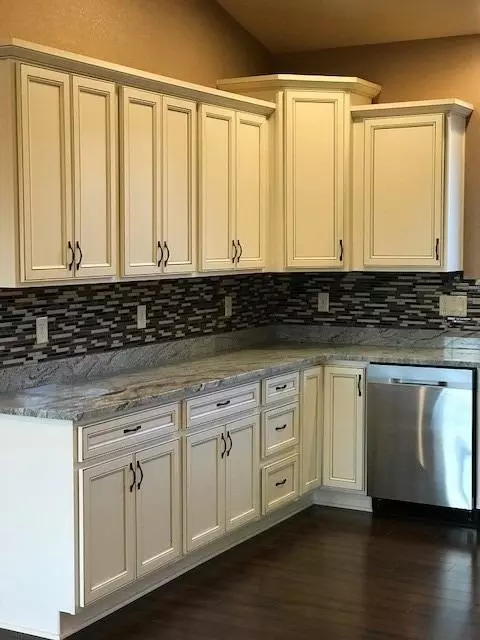10 Milagros Ct, Eagle Point, OR 97524 photo 6