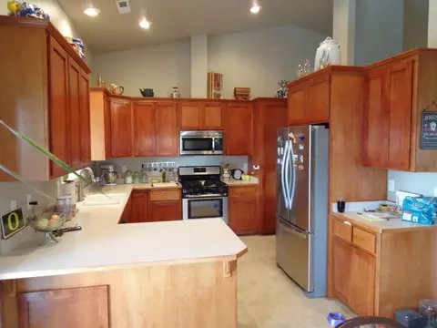 809 Crystal Dr, Eagle Point, OR 97524 photo 5