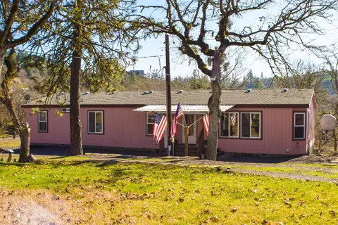 1856 Worthington Rd, Eagle Point, OR 97524 photo 1