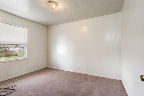 122 Fargo St, Eagle Point, OR 97524 photo 13