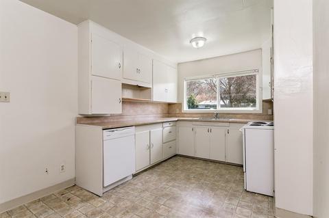 122 Fargo St, Eagle Point, OR 97524 photo 7