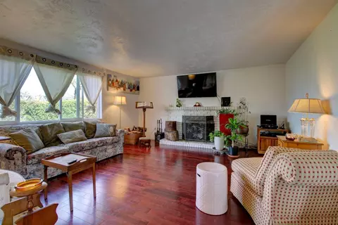 113 Houston Rd, Phoenix, OR 97535 photo 9