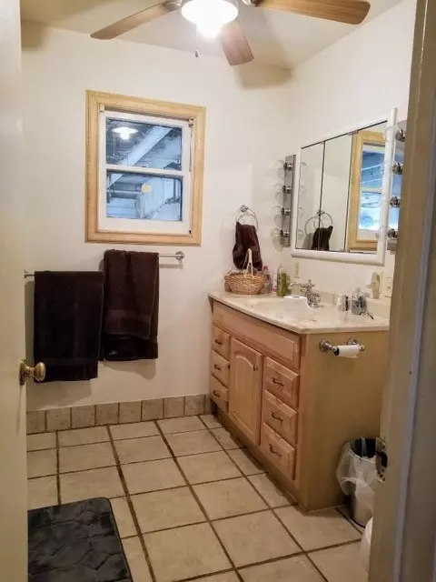 443 Beebe Rd, Central Point, OR 97502 photo 4