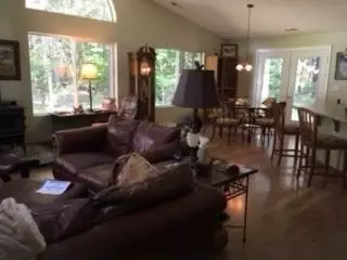 400 Taurus Ln, Cave Junction, OR 97523 photo 14