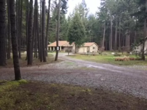 400 Taurus Ln, Cave Junction, OR 97523 photo 3