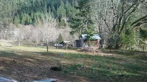 730 Bear Creek Rd, Cave Junction, OR 97523 photo 1
