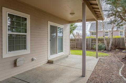 634 Cedar Wood Dr, Eagle Point, OR 97524 photo 8