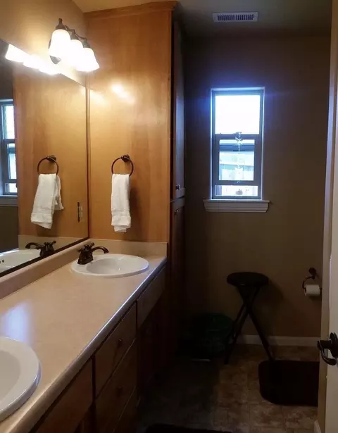 459 Sienna Hills Dr, Eagle Point, OR 97524 photo 10