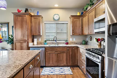 118 Suncrest Rd, Talent, OR 97540 photo 10